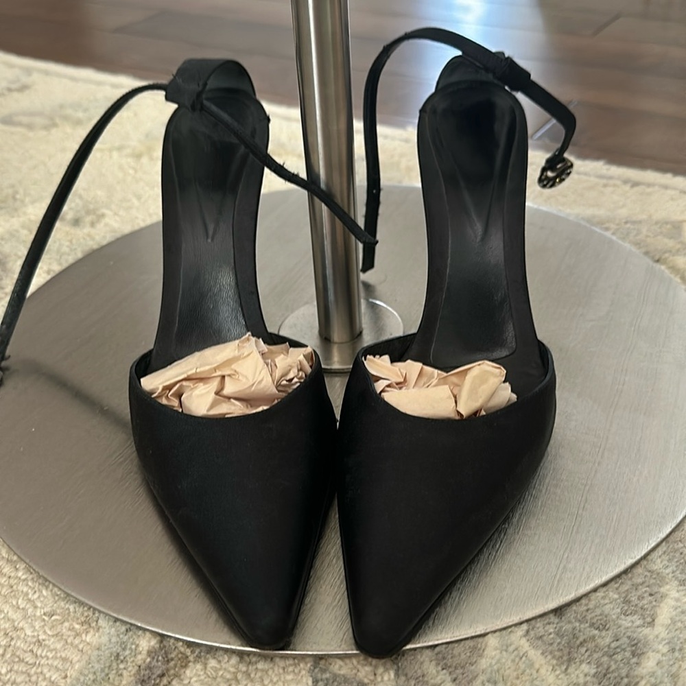 BCBG shoes, size 8.5